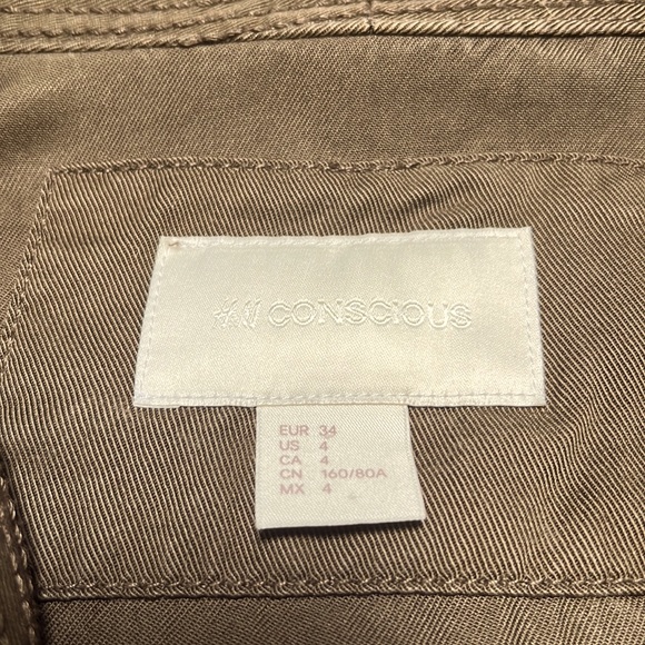 H&M + Conscious Lightweight Jacket - Picture 2 of 8